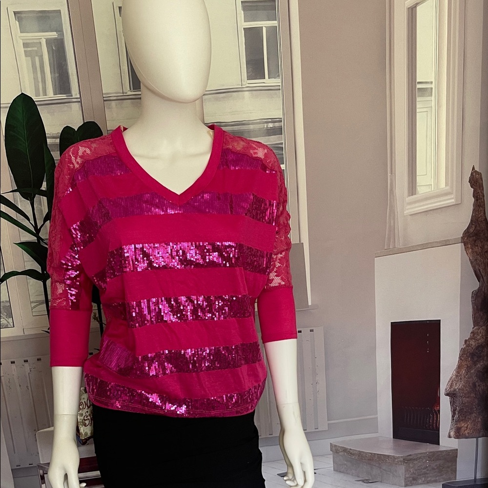 Only Sky Pink With Sequin Stripes V Neck Short Sleeve Backside Laced Top. Size S